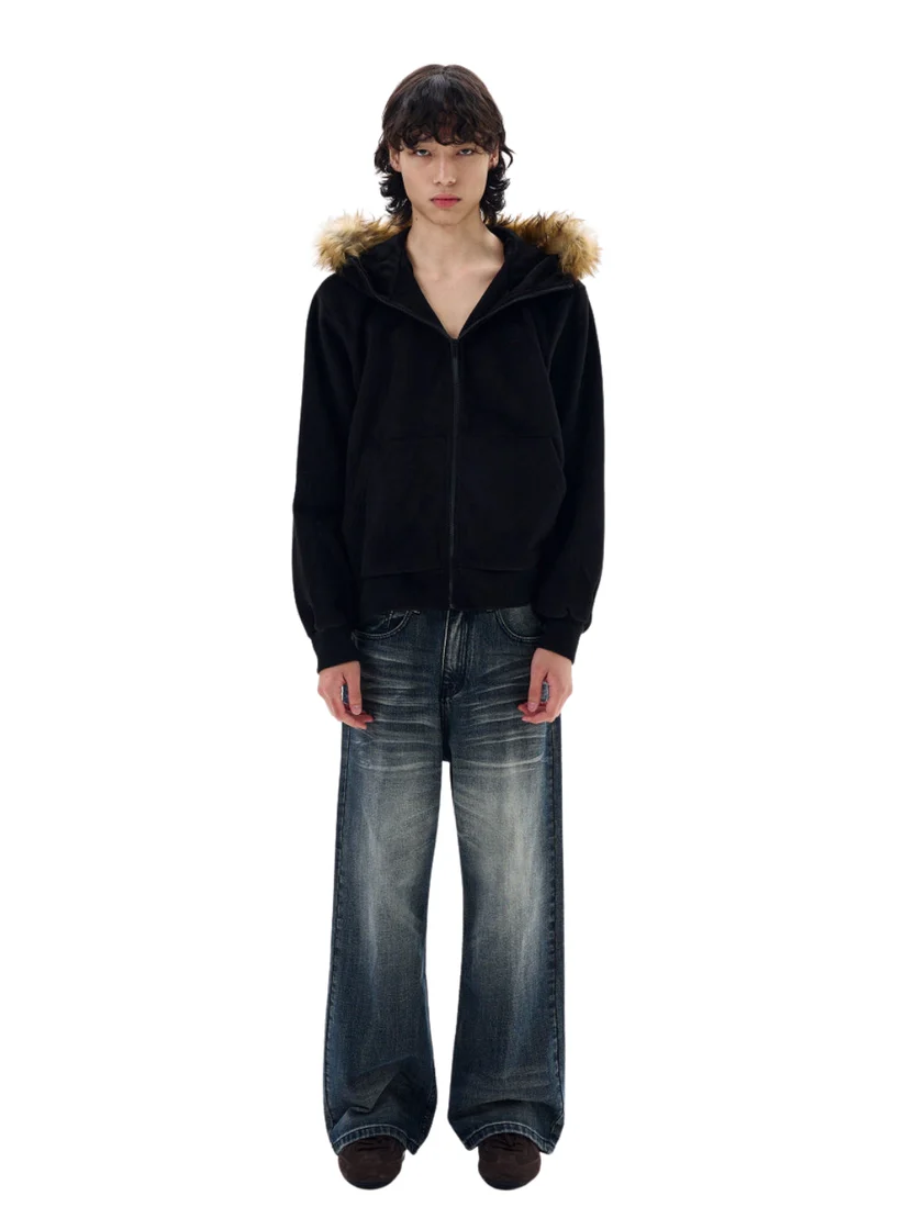 Velvet Streetwear Hoodie mit Fellkapuze